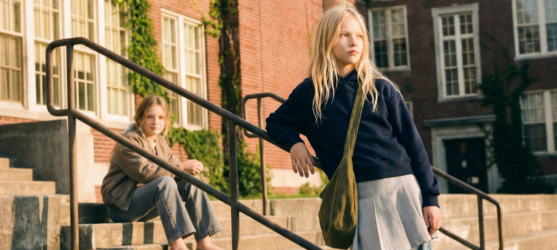 Slide 01