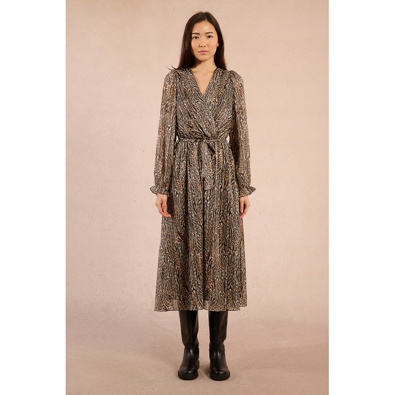 Molly bracken T1856DH