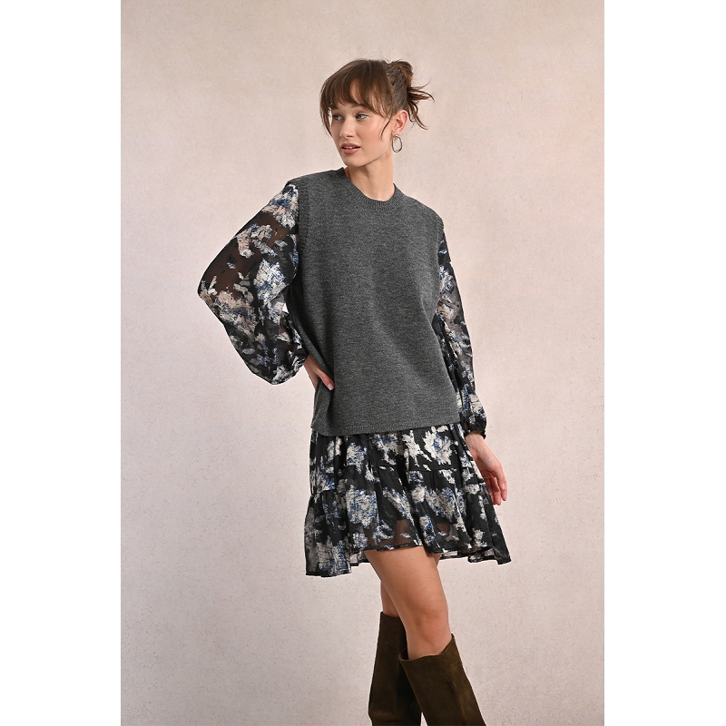 Molly bracken EF1582DN