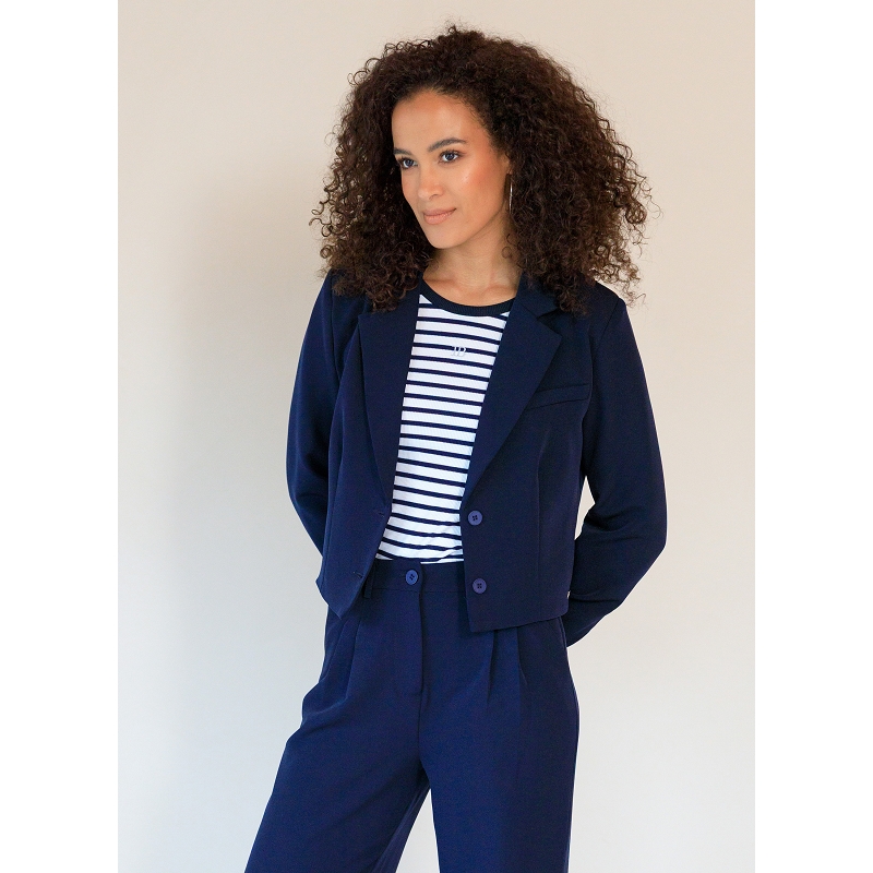 Ivy beau VIONA1989701_2