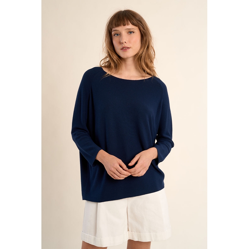 Molly bracken ES132EP