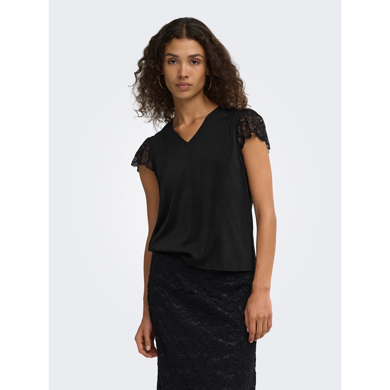 Only ONLLORIEN LACE CS VNECK TOP WVN