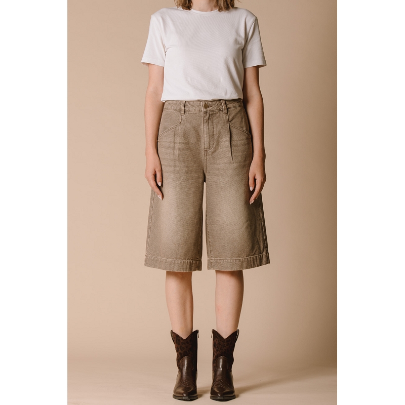 Les petites bombes V12B015 NEJLA