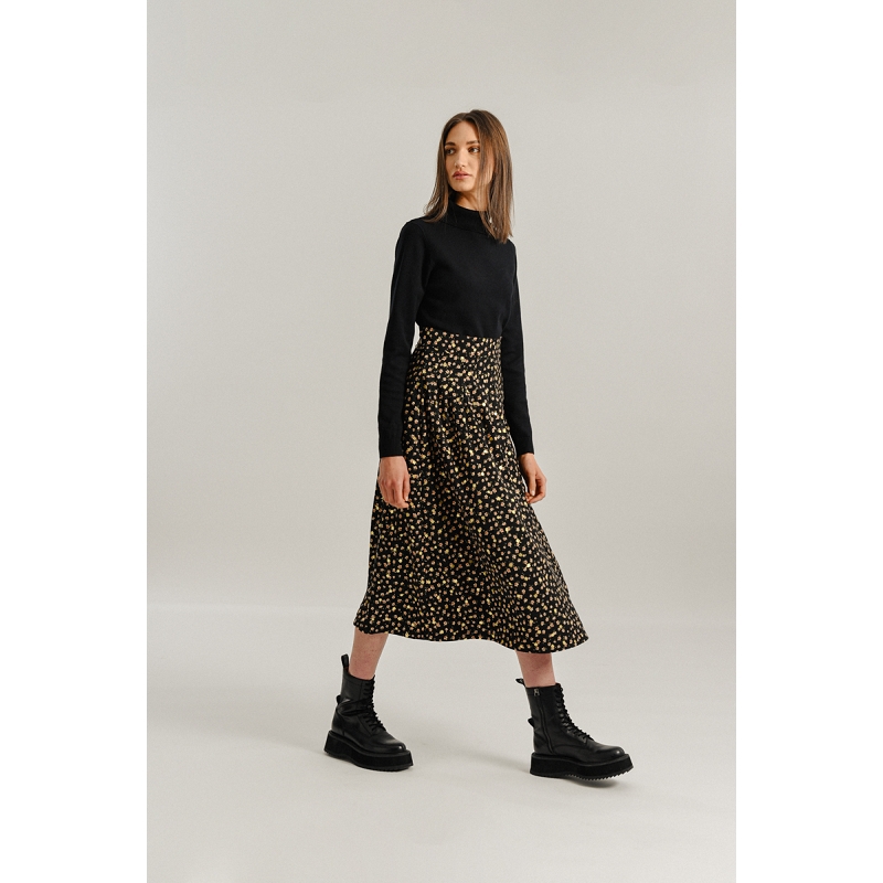 Molly bracken SS108A8700701_4