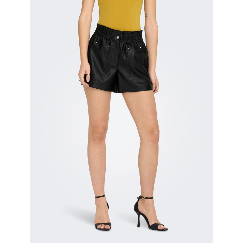 Only LINA FAUX LEATHER SHORTS CS