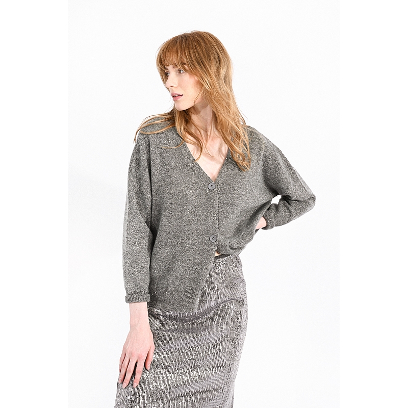Molly bracken E1605