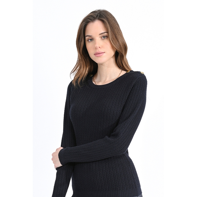 Molly bracken LA9069336701_2