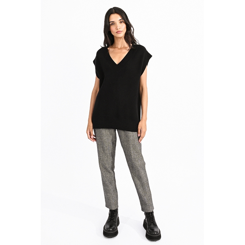 Molly bracken T15329338701_3