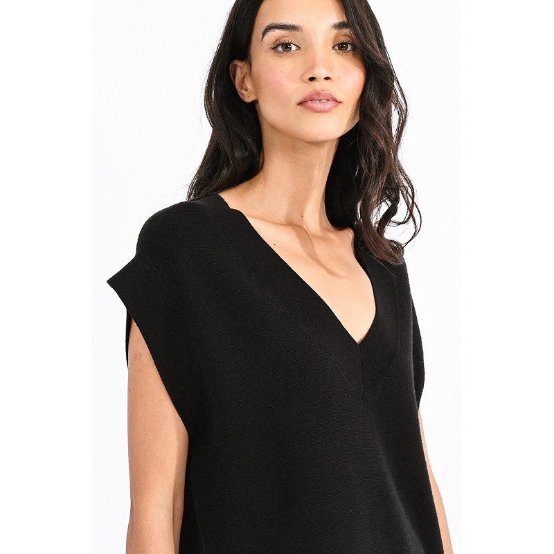 Molly bracken T15329338701_4