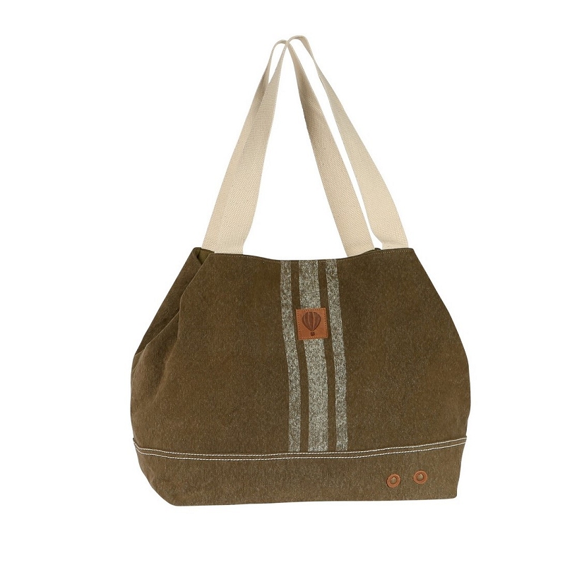 Le voyage en panier PM798