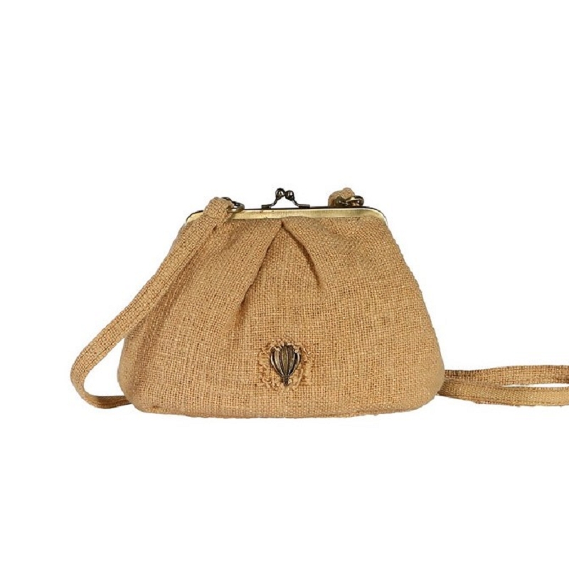 Le voyage en panier PM939