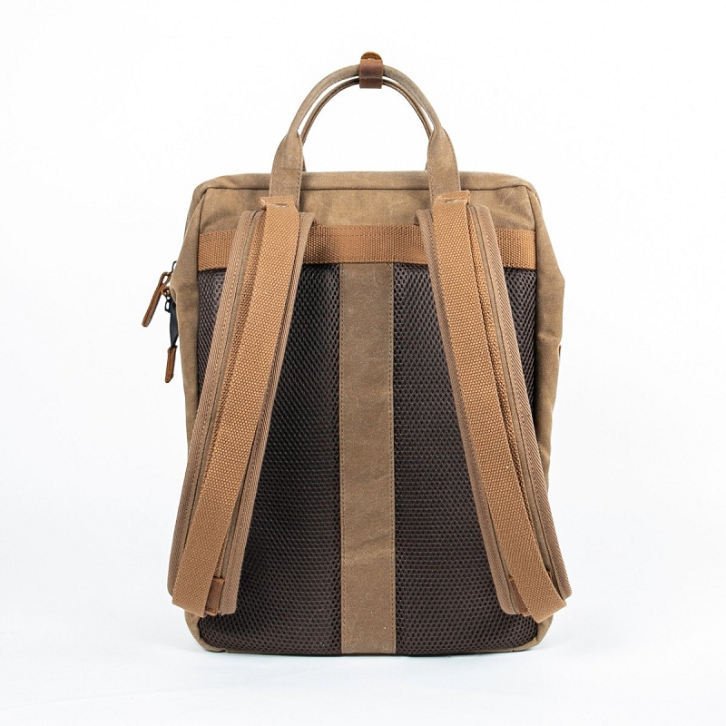 Alaskan maker JUNEAU9523402_3